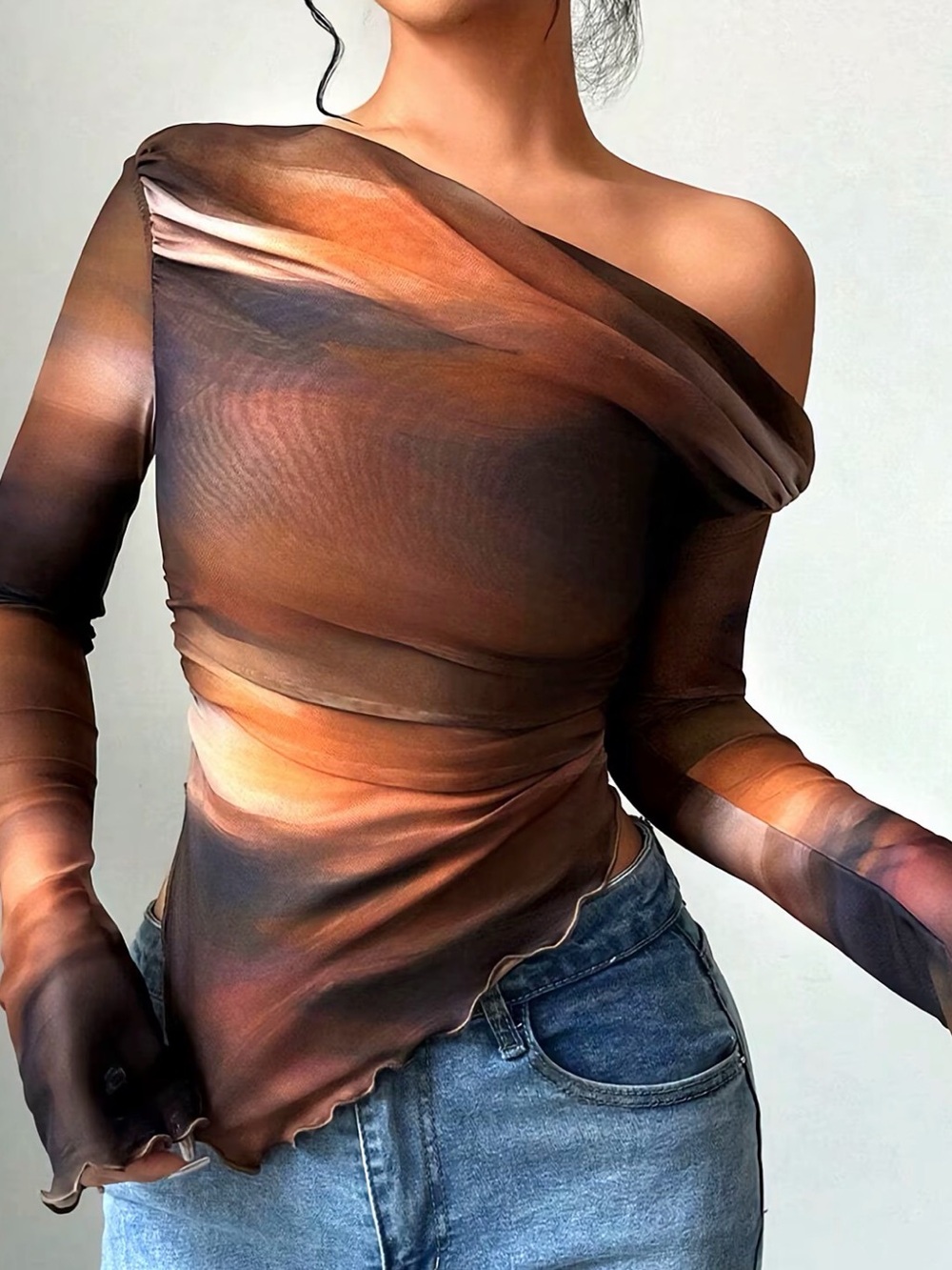 Off-Shoulder Ombre Brown Long-Sleeve Mesh Top - Picture 2 of 5